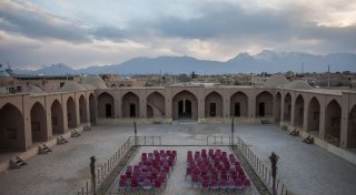 Iranische Sängerin performt ohne Kopftuch - Justizverfahren