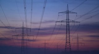 Strom durch Freileitung statt Erdkabel? Das wären die Folgen