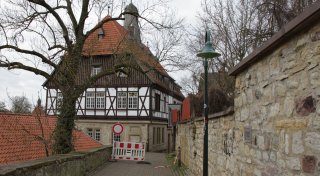 Sicherheitsupgrade: Neuer Rettungsweg für das alte Warburger Rathaus geplant
