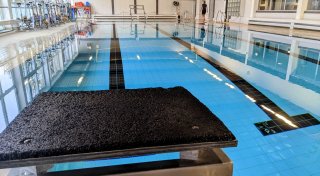 Dieses Hallenbad im Kreis Höxter ist seit 50 Jahren auf dem neuesten Stand