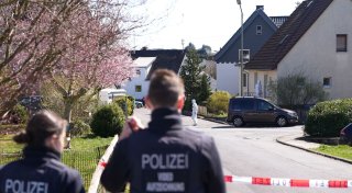 Dreifachmord im Westerwald: Polizei prüft Spuren im Netz