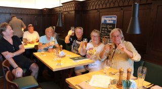 Wie in alten Zeiten: Volles Haus in Kultgaststätte Föge in Herford