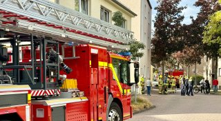 Feuerwehreinsatz in Bad Lippspringe: Lauter Knall bei Verpuffung in einem Wohnhaus