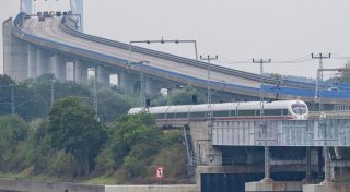 Fernzüge der Bahn waren im Januar etwas pünktlicher