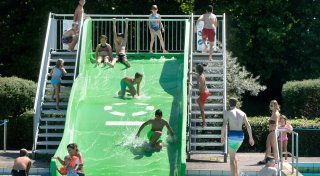 Zwei Becken in Gütersloher Schwimmbad bleiben zu - Preisnachlässe deswegen nicht geplant