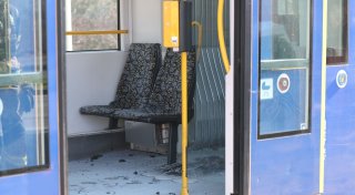 Frau in Tram angezündet - Diskussion über Femizide