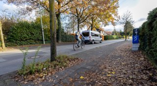 Maroder Radweg in Schloß Neuhaus: Weder Lösung noch Sanierung vorgesehen