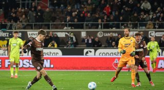 St. Pauli gewinnt nach Baumann-Fehler gegen Hoffenheim