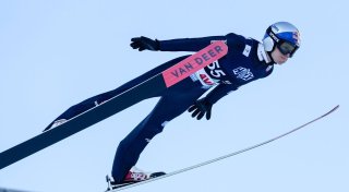 Nach Anzug-Skandal: Kobayashi siegt, Geiger Dritter