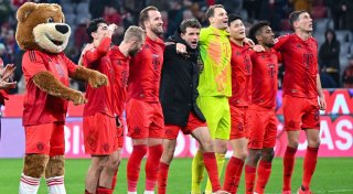 Sieg zum Geburtstag: Bayerns «Nummer 1»-Ansage an Leverkusen