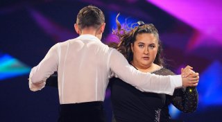 „Let`s Dance“ bei RTL: Selfiesandra aus Bielefeld muss zittern