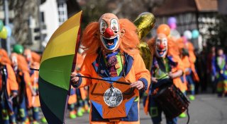 Sicherheit zu Karneval: Vorkehrungen bei Umzügen verschärft