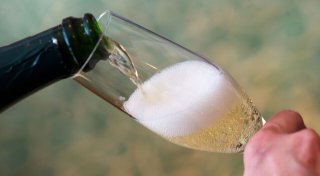 Sekt - immer öfter alkoholfrei oder mit Sirup