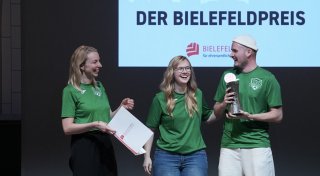 Die Stadtgesellschaft funktioniert, weil sich so viele Bielefelder ehrenamtlich einsetzen