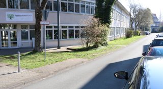 Elterntaxis verboten: Erste Schulstraße in Paderborn wird eingerichtet