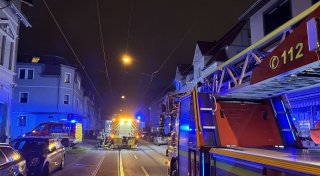 Feuerwehreinsatz in Bielefelder Innenstadt - Stadtbahnverkehr kurzzeitig unterbrochen