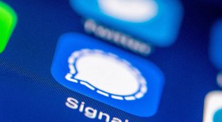 Chefin der Signal-App droht mit Rückzug aus Europa