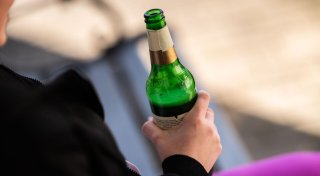 Zahl der Alkoholsüchtigen in Deutschland leicht gesunken