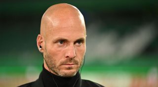 Brandrede des Torwarts - Simonis bleibt Wolfsburg-Trainer