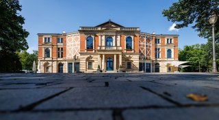 Sparzwang in Bayreuth: Einschnitte bei Festspiel-Jubiläum