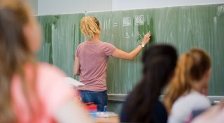 Trotz 10.000 neuen Lehrern an NRW-Schulen sind 8.000 Stellen weiter unbesetzt