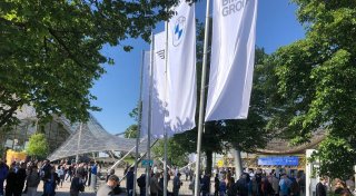 BMW stellt sich 3000 Aktionären