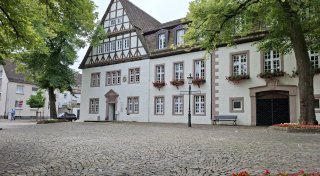Bürgermeisterkandidaten sprechen über Beverungens größte Herausforderung