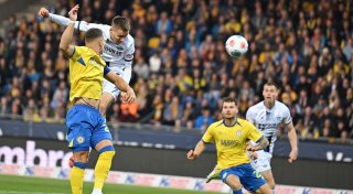 Kreis Paderborn kompakt: Tabellenführung, Unwetter-Sorgen und Wohnungen