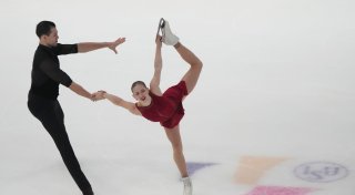 Eiskunstlauf-Paar Hase/Wolodin bei EM auf Goldkurs