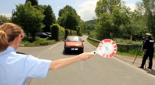 Begleitetes Fahren: 17-jähriger Paderborner überholt fast doppelt so schnell wie erlaubt