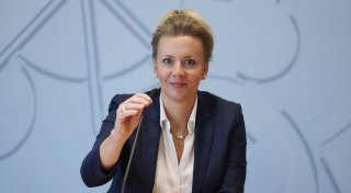 NRW-Ministerin Brandes sichert Zukunft des TH-OWL-Standorts in Höxter zu