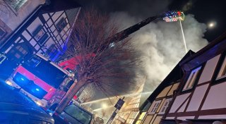 Horrender Schaden nach Dachstuhlbrand in Holzmindener Innenstadt