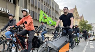Mobilitätswende in Bielefeld: Fahrrad-Demonstranten fordern bessere Verkehrslösungen