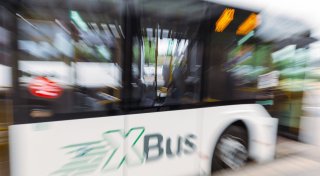 NRW löst Versprechen ein: Neue Schnellbuslinien im Stundentakt für OWL