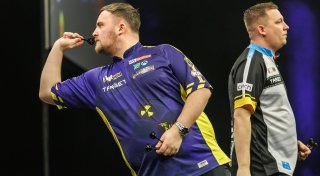 Verletzung und Pleite: Darts-Stars enttäuschen in Berlin