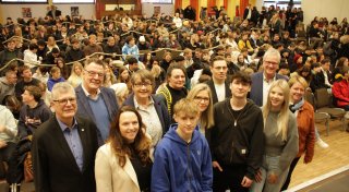 Bundestagswahl: Warburger Jugend nimmt Kandidaten ins Visier