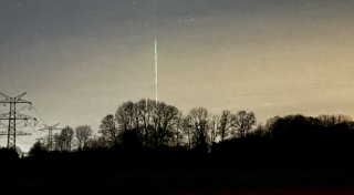 Irritation über grünen Laserstrahl am Gütersloher Himmel: Das steckt dahinter