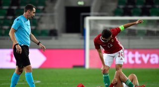 Wirbel um Videos: UEFA ermittelt gegen Schiedsrichter Coote