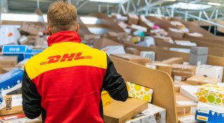 So kommen Weihnachtsgeschenke und Weihnachtskarten pünktlich per Post