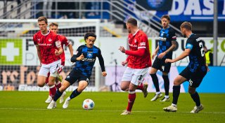 Sieg in Überzahl: SC Paderborn bleibt gegen Kaiserslautern auf Erfolgskurs