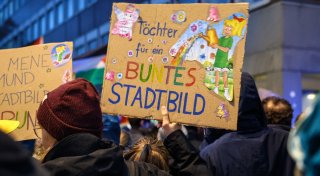 Umfrage: Mehrheit stimmt Merz' «Stadtbild»-Äußerungen zu