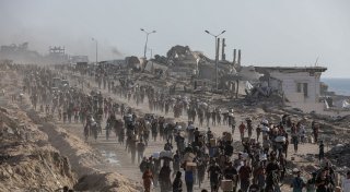 Palästinenser: Israel greift Menge bei Gaza-Hilfszentrum an