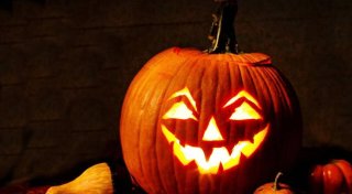 Kürbis schnitzen in OWL: Anleitung und Angebote für Halloween