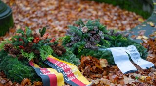 Volkstrauertag im Lübbecker Land: Mahnung zum Einsatz für Demokratie