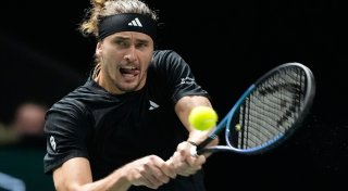 Zverev besiegt Angstgegner und fordert Sinner im Halbfinale