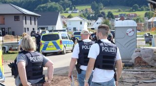 Wochenrückblick: Schüsse auf Häuser, tödliche Unfälle und Wahlkampf-Getöse