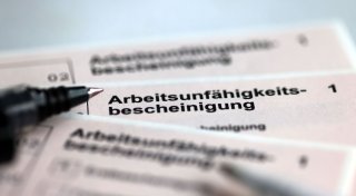 AOK: Krankheitsfälle bei Beschäftigten erneut gestiegen
