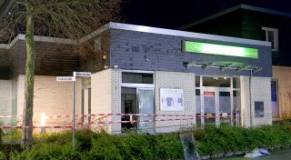 Geldautomat gesprengt: Verdächtige verunglücken im Kreis Paderborn mit Fluchtauto