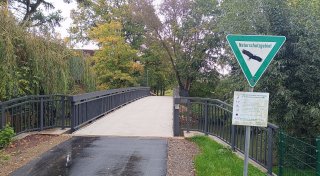 Fahrradweg als Abkürzung: Ärger über Autofahrer auf neuer Elsebrücke in Bünde