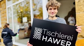 Holzkunst am Siggi: In Bielefelds neuem Handwerker-Eck werden Möbelträume wahr